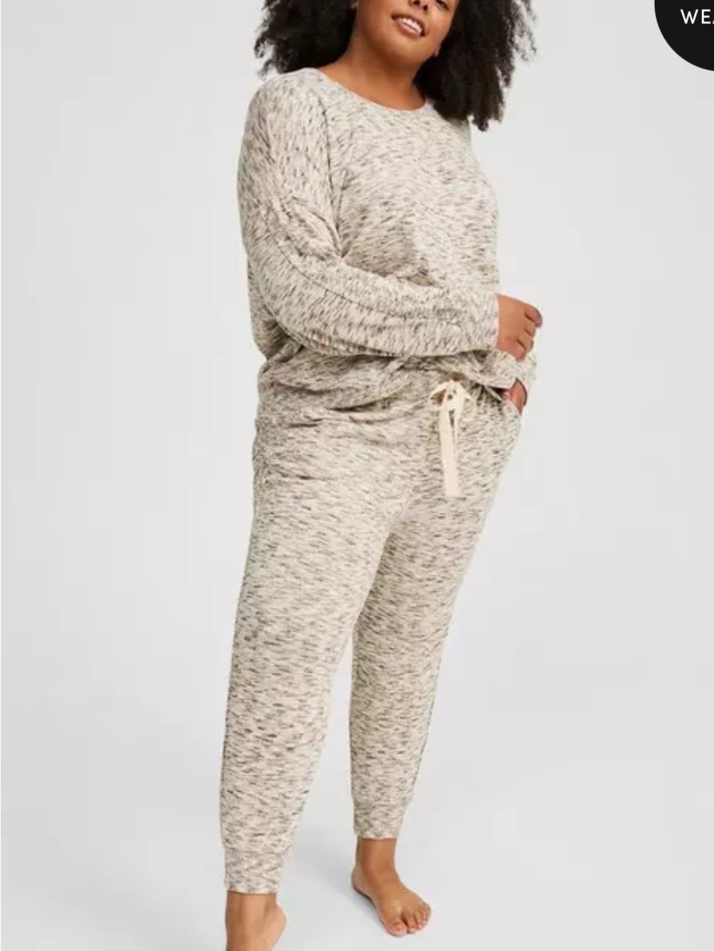 torrid  Maroon (not oatmeal) Cozy Lounge Set - Top & Jogger Pants